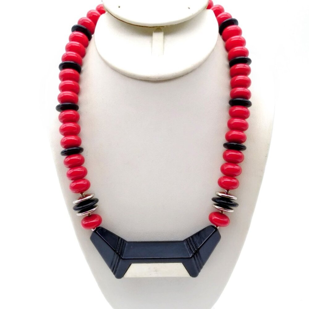 Rondelle Bib Beaded Necklace, Vintage Black and Red Lucite with Oh So 80s Edgy
